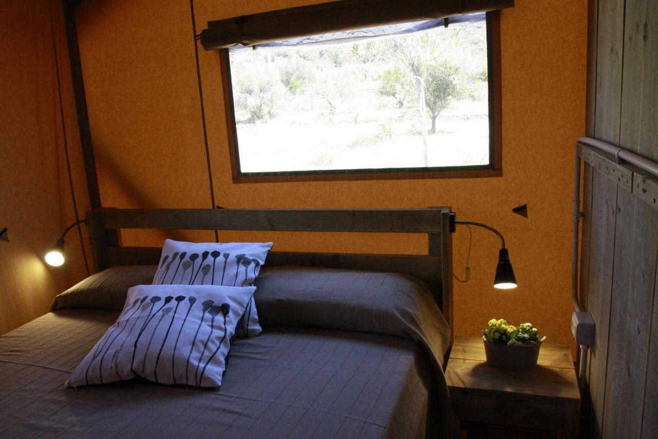 Glamping Alcantara Motta Camastra Ngoại thất bức ảnh